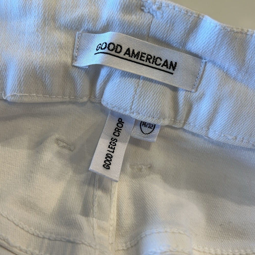GOOD AMERICAN Good Legs Crop White Jeans, Size 14/32 EUC - Picture 2 of 6